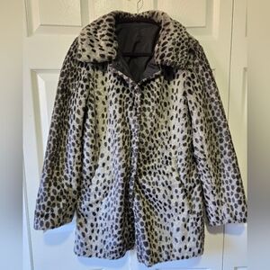 Anne Klein Black And Silver Leopard Print Faux Fur Reversible Coat S